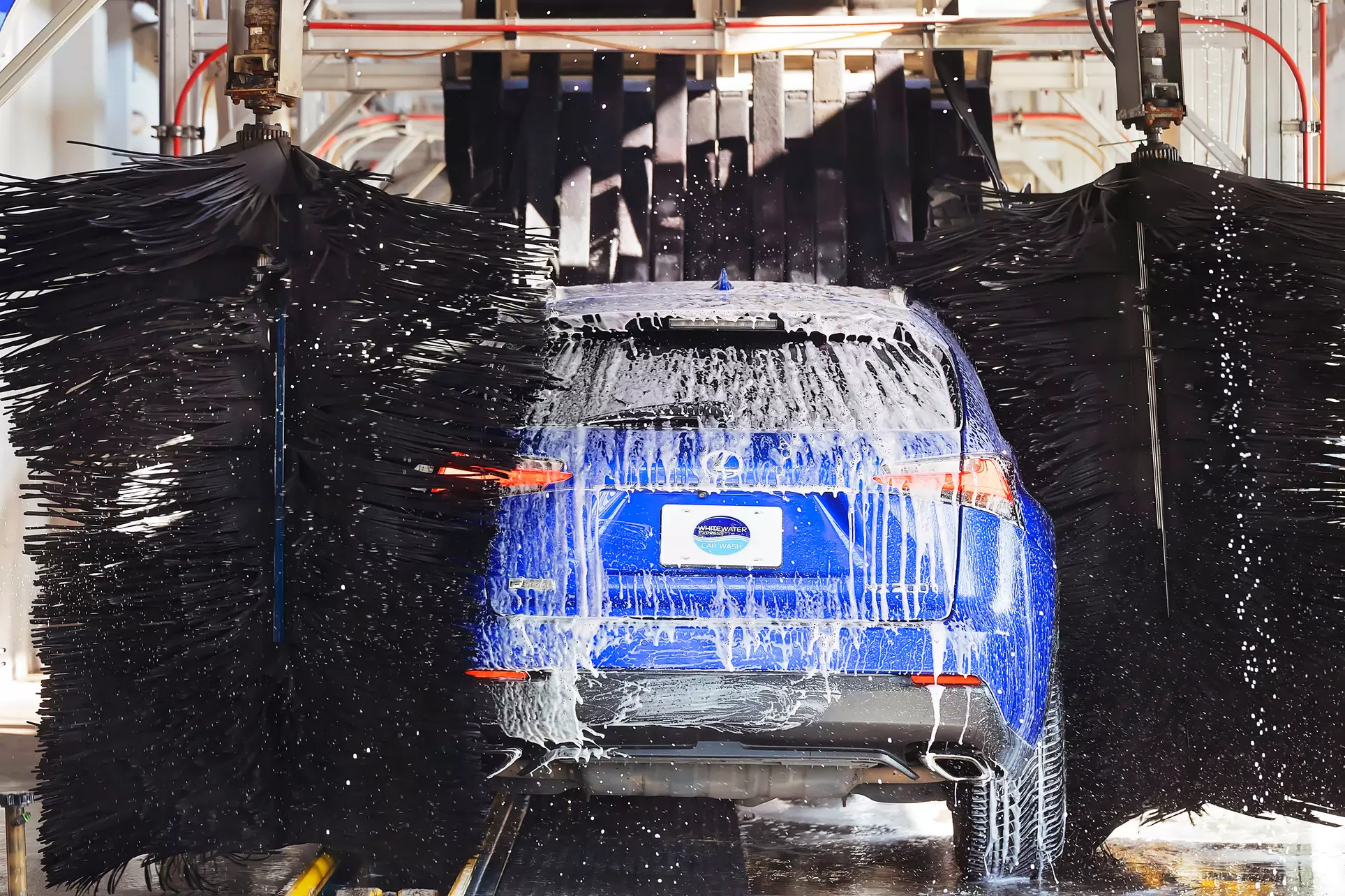 5 High Quality Car Washes with Free Vacuums and Amenities 