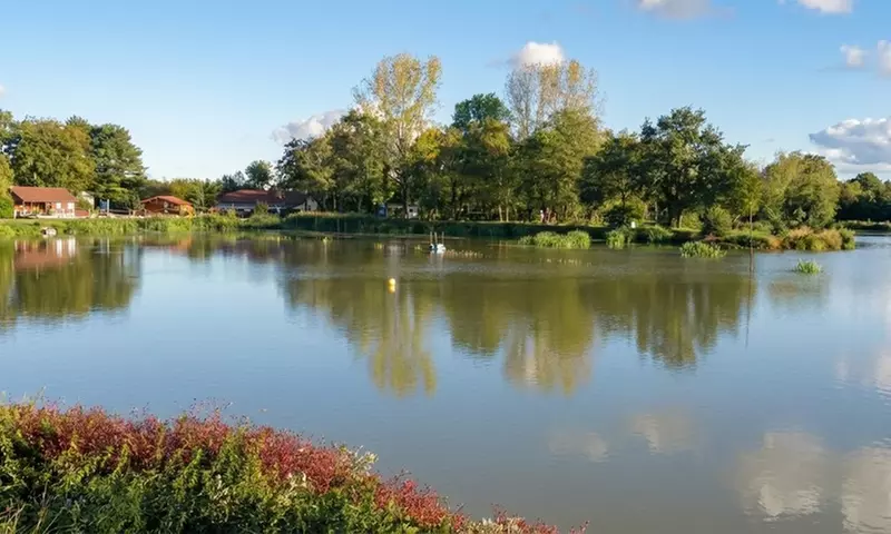 Sandrans : 2 ou 3 nuits pour 2 personne en mobil home avec apéritif au Camping Paradis des Dombes - Primary Image