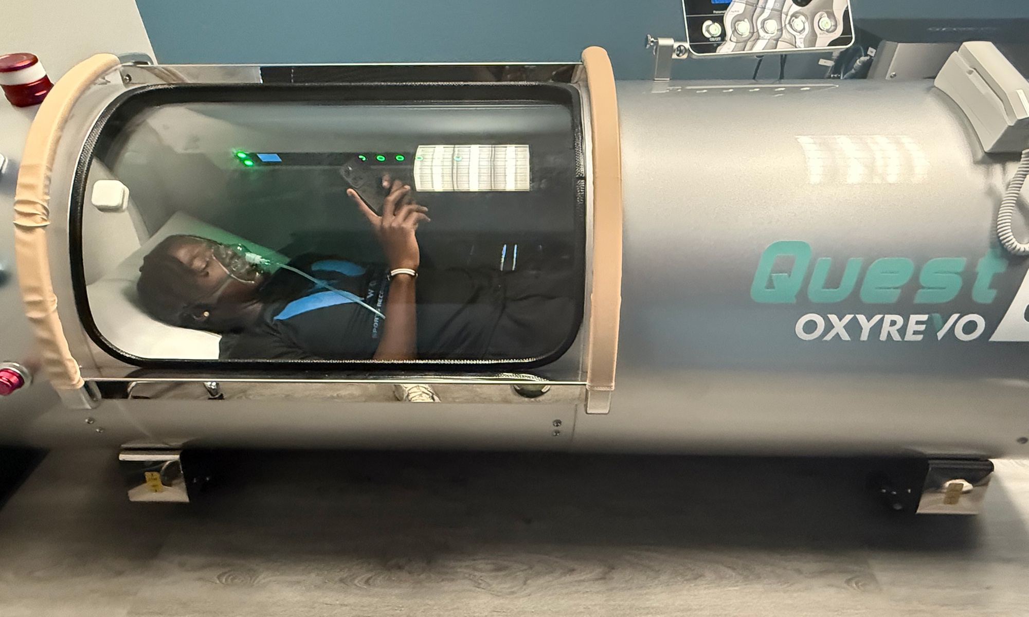 Up to 46% Off on Hyperbaric Chamber at Wow Recovery Center