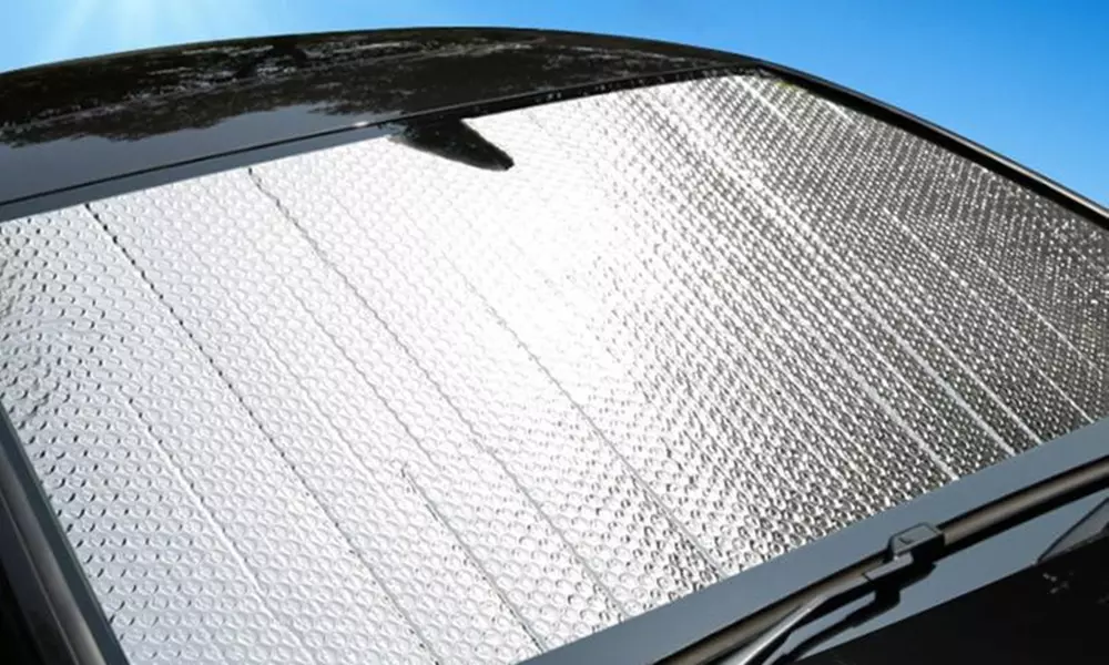 Opvouwbaar autozonnescherm in afmetingen naar keuze - Primary Image