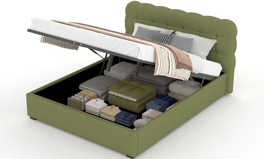 Image 11: Lit coffre "Juneau" en velours, design nuage, de la marque Kocoon