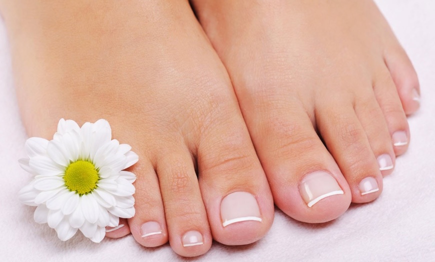 Image 1: 1 Collagen Gel Manicure or 1 Collagen Gel Pedicure or Both