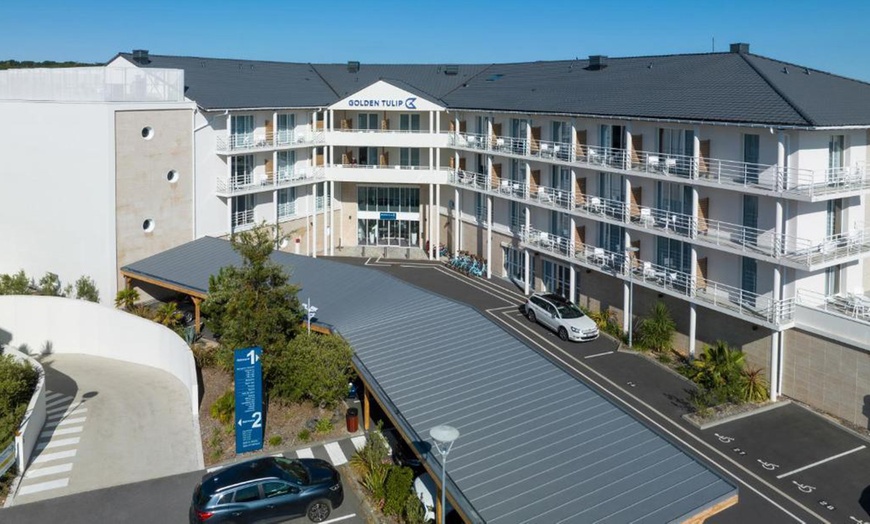 Image 14: La Baule : chambre double standard avec petit-déjeuner et accès spa