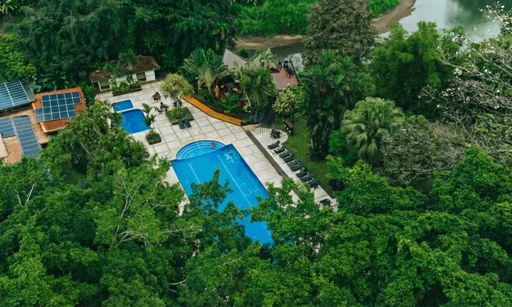 ✈ 7-Night Costa Rica Volcano and Beach Trip with Air & Car Rental