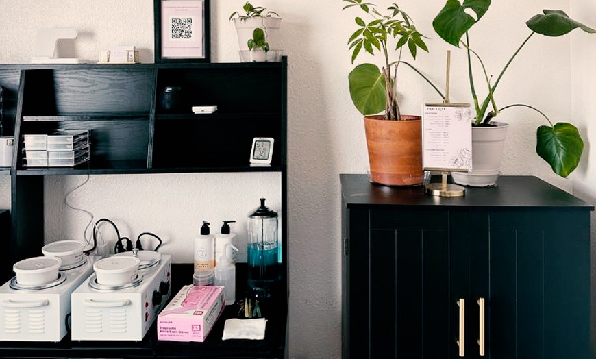 Image 2: Bright, Wide-Eyed Look with Lash Lift and Tint