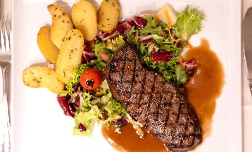 Image 7: Müritz: Superior-Doppelzimmer mit Frühstück und Spa