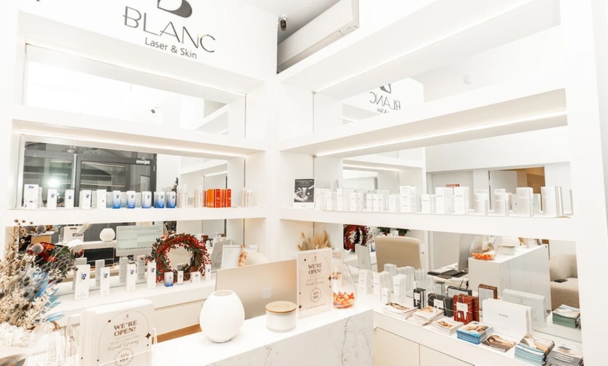 Image 4: Get Smooth Skin: Essential, Complete or Ultimate VIP Full Body Package