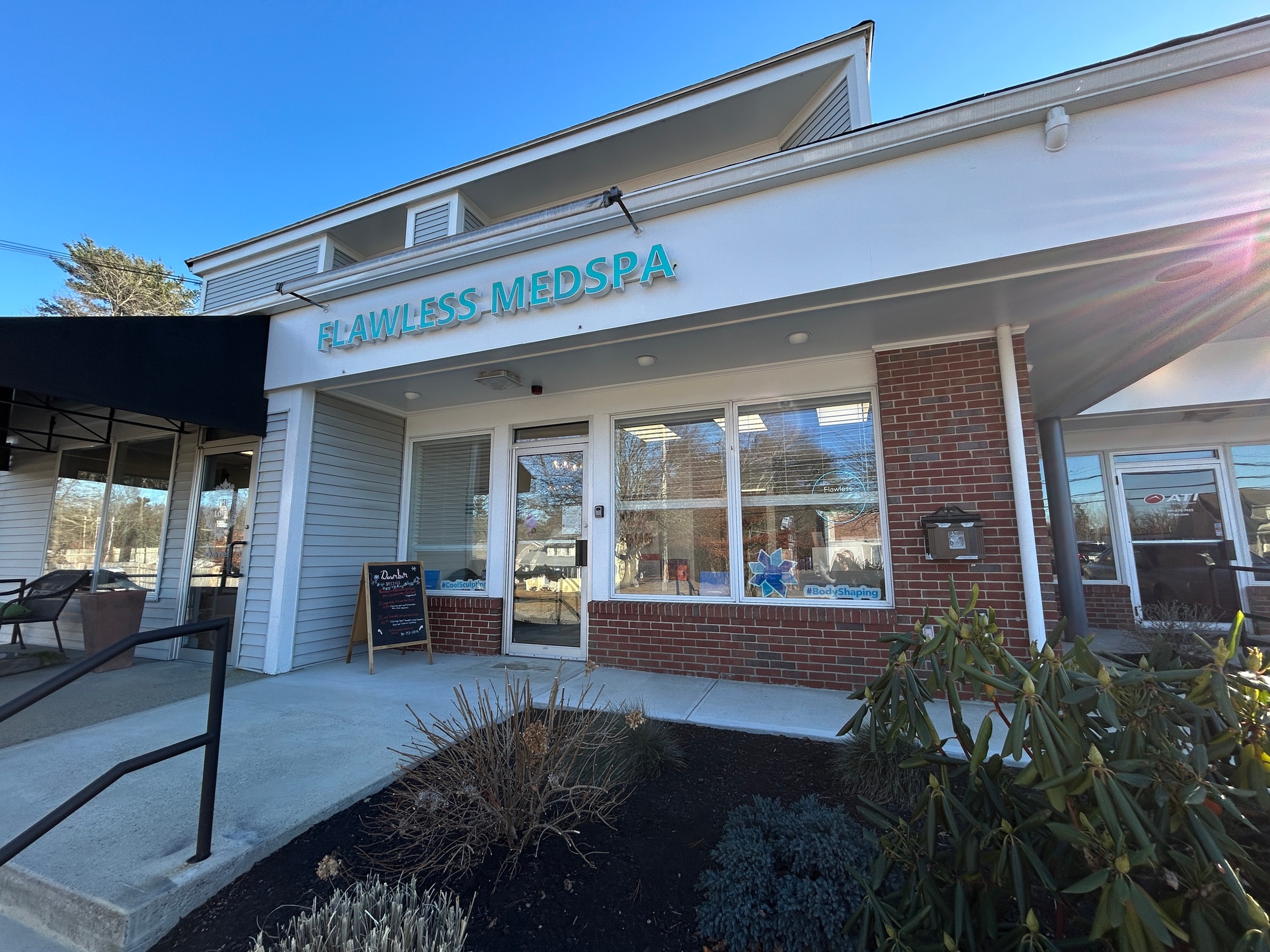 Choose Between Three Different Glo₂facial Options at Flawless Medspa