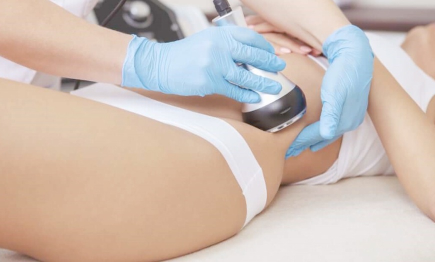 Image 2: Combo corporal con cavitación, lipoláser o vacumterapia y masaje