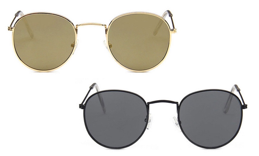 Image 10: Round-Mirrored Sunglasses