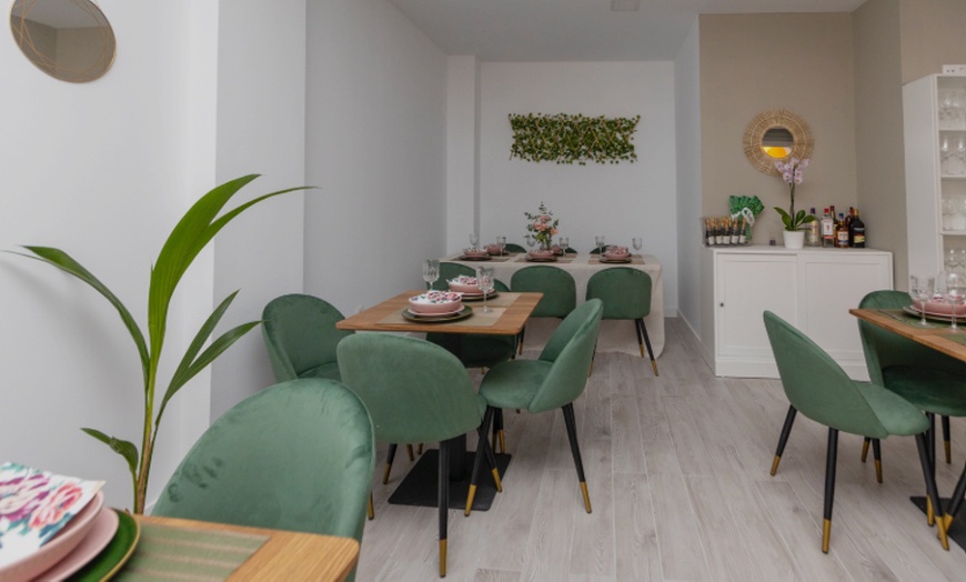 Image 2: Saborea el Mediterráneo: menú completo para 2 o 4 personas