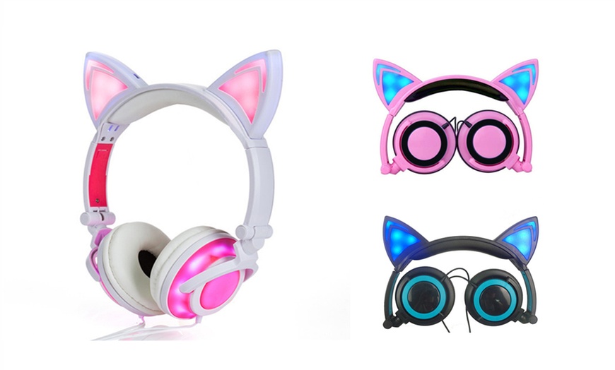 Image 1: Cat Glowing Kids' Headphones