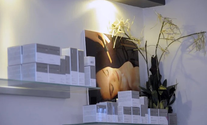 Image 5: Masaje de 60 minutos a elegir entre distintas técnicas para 1 persona