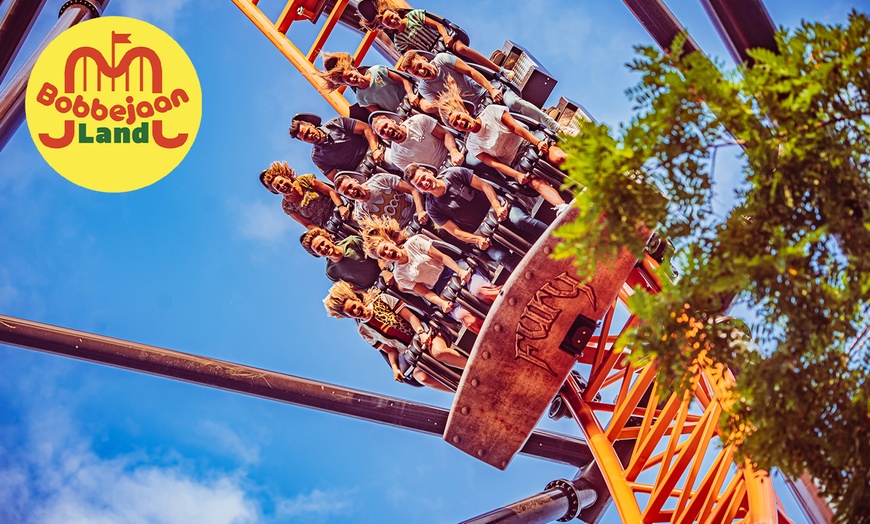 Image 1: Une journée d'amusement et d'aventure à Bobbejaanland