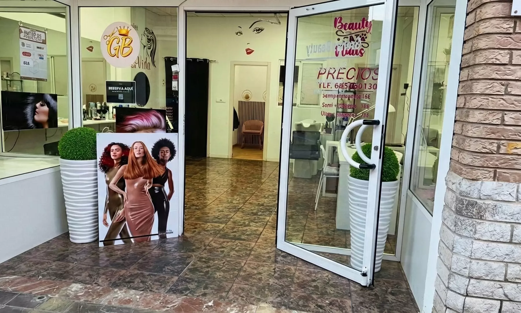 Sesiones de peluquería adaptadas a todo tipo de cabellos y estilos