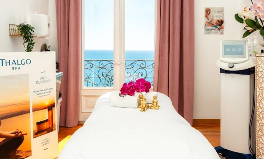 Image 10: Revitaliza tu rostro con una sesión de microneedling facial