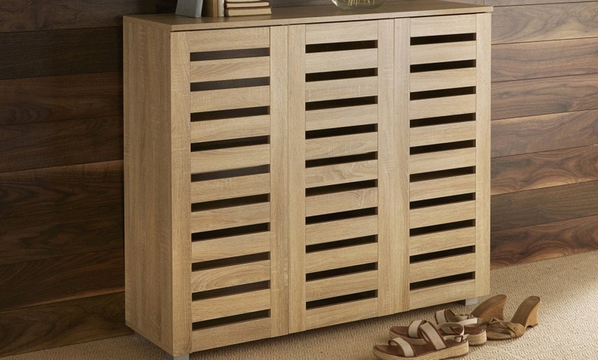 Image 7: Furniture Dealz Oslo 3 Door Shoe Storage Cabinet