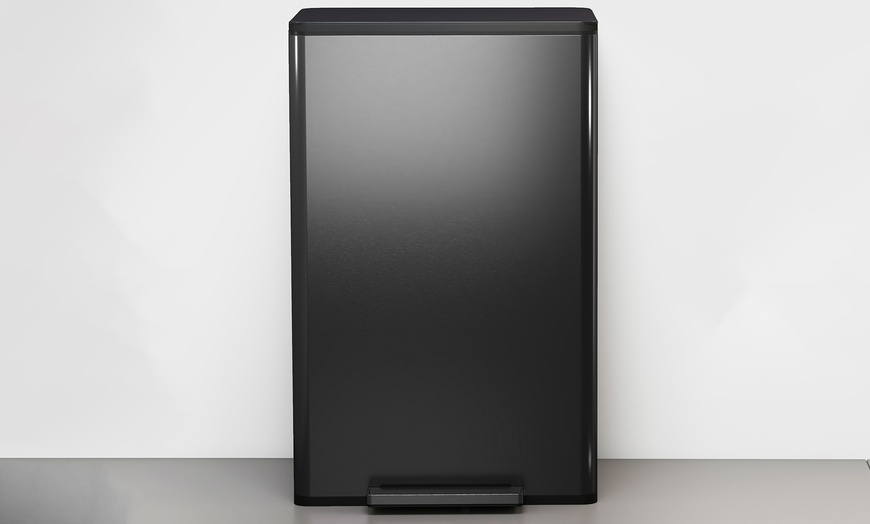 Image 4: HomCom Kitchen Bin Selection