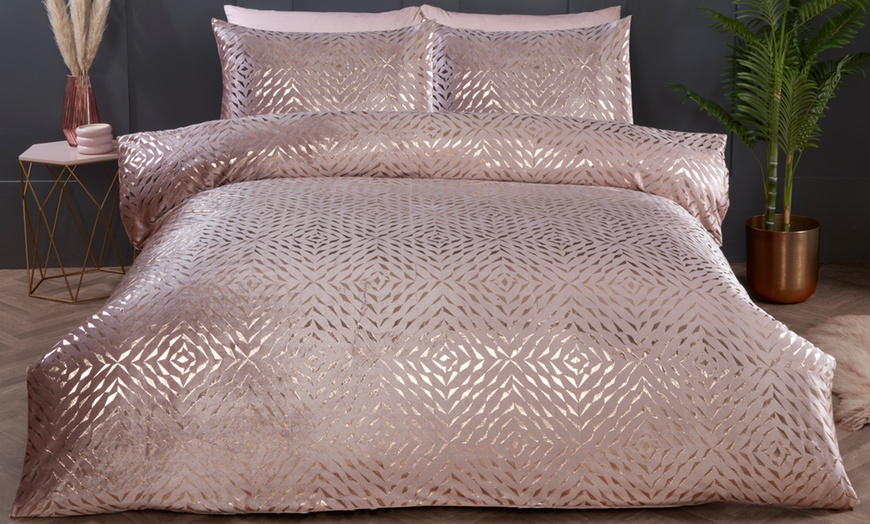 Image 8: Bellagio Gold Foil Embellished Duvet Set