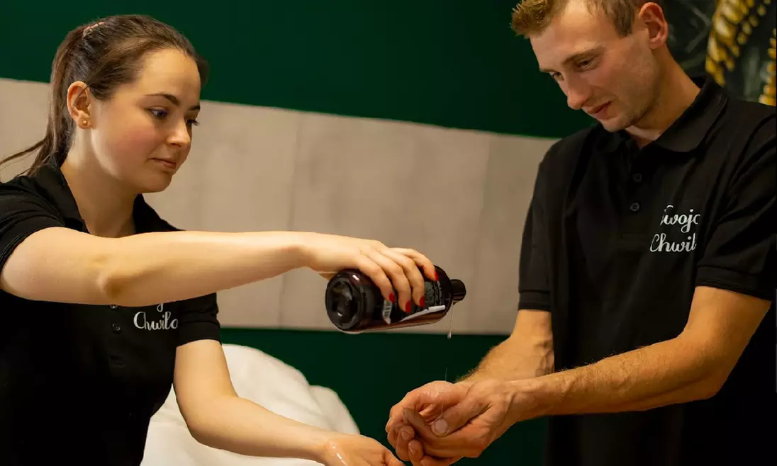 Kompleksowa regeneracja: masaż relaksacyjny, klasyczny, miodowy lub rytuał "Twój relaks" (do -26%) - Second Medium