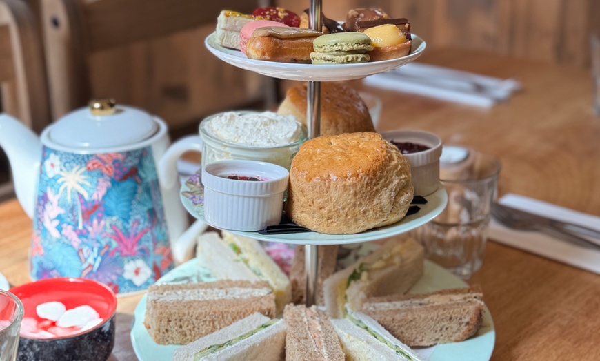 Image 7: Traditional Afternoon Tea for 2, 3, or 4 + Optional Glass of Prosecco