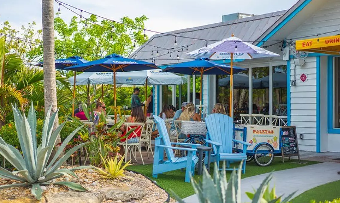 Exciting Mexican Food and Drinks with Vibrant Vibes and Dining Bliss