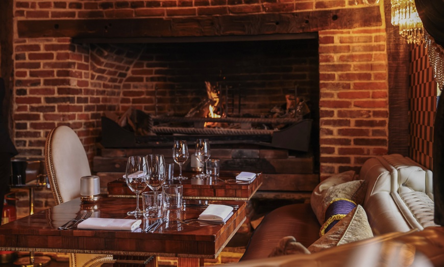 Image 5: Beaconsfield or Stadhampton: 5* Luxurious Hotel Break with Breakfast