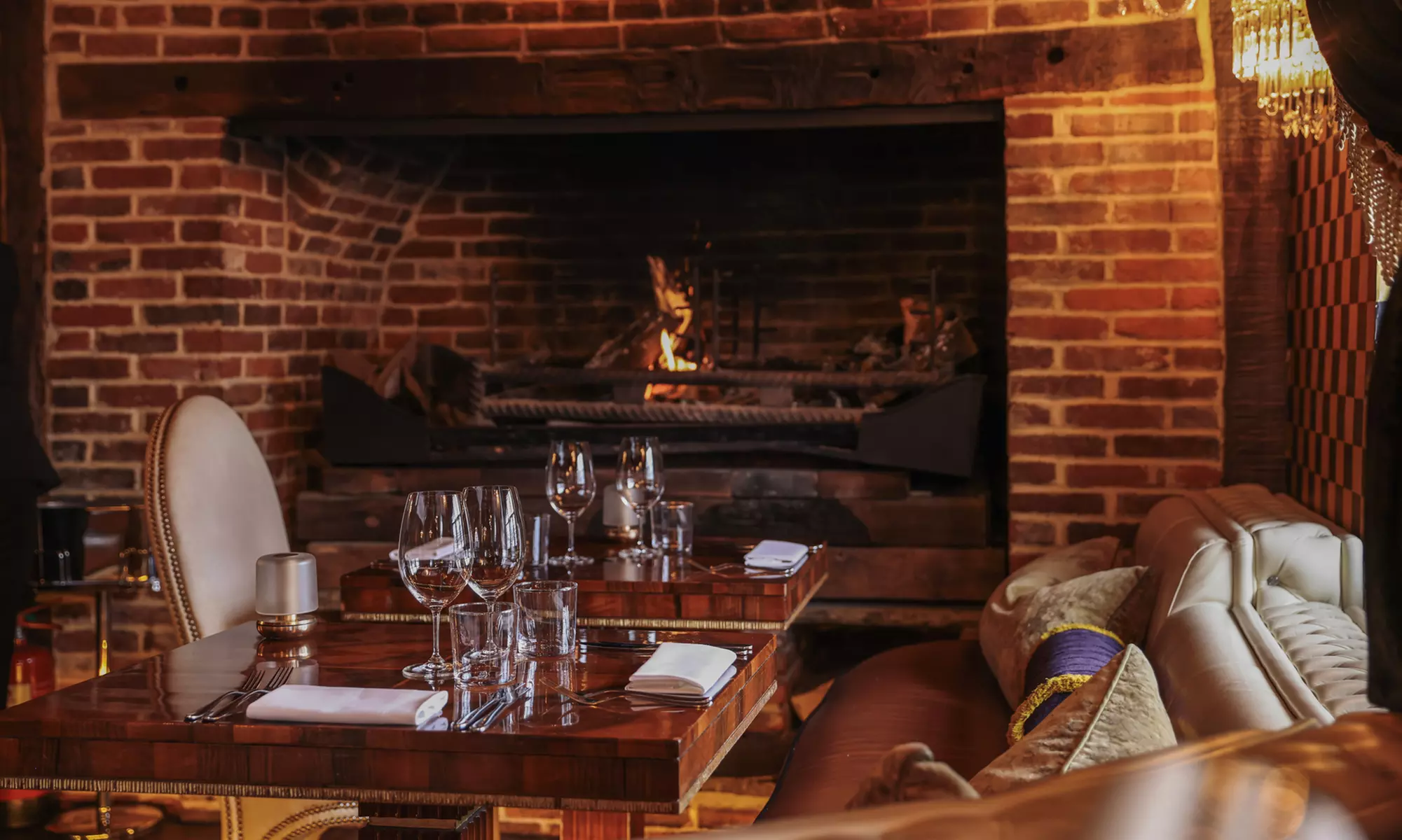 Beaconsfield or Stadhampton: 5* Luxurious Hotel Break with Breakfast