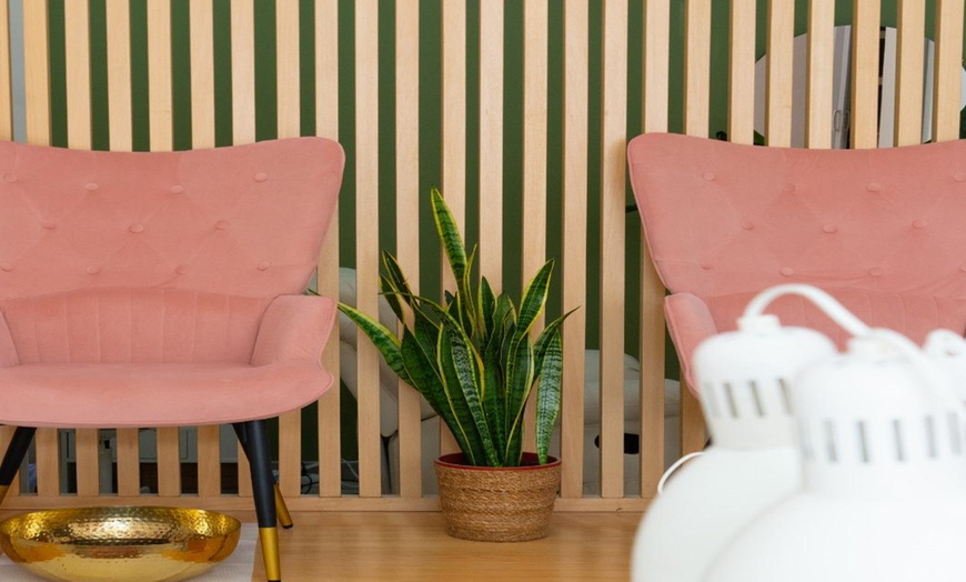 Image 7: Extensión de pestañas clásica o volumen 4D para 1 persona