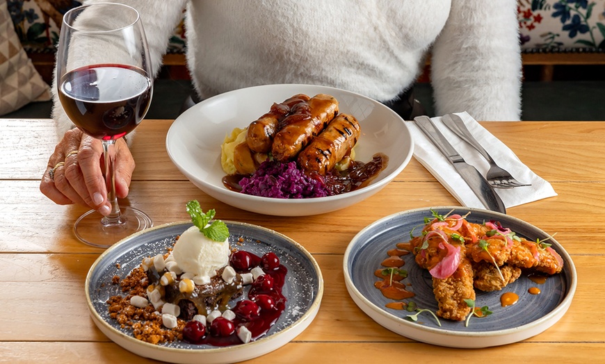 Image 5: Queens Head Frodsham Delicious Dining Experiences for Two