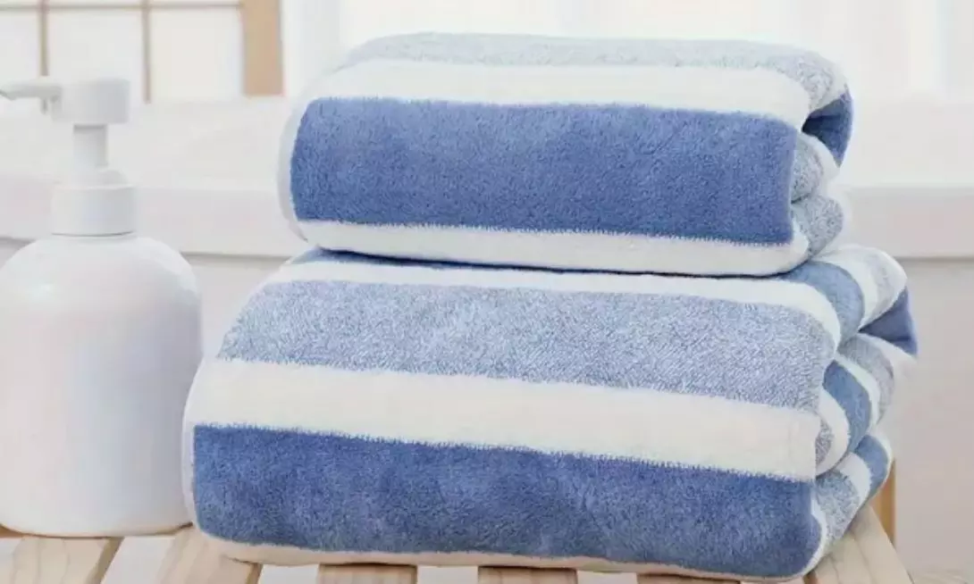 2er-Set gestreifte Handtücher