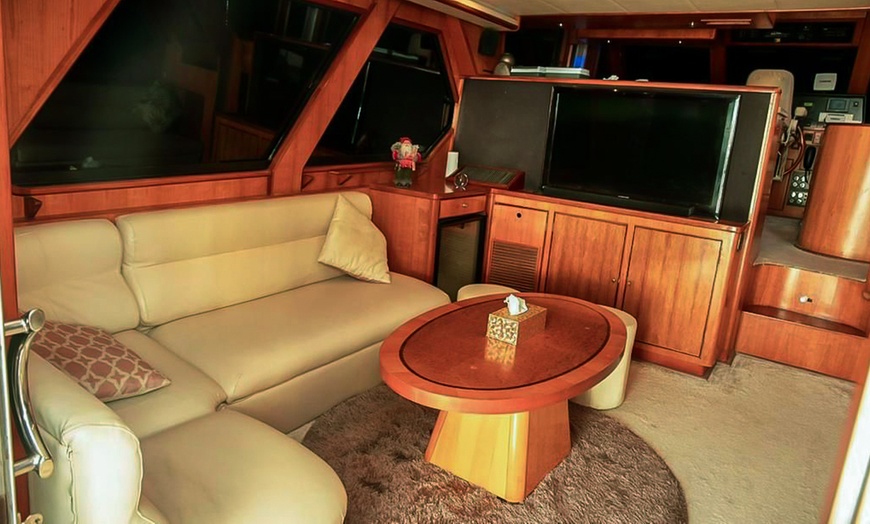 Image 11: Luxury Yacht Rental (34–65 Ft) for 10–18 Guests: 1–3 Hours