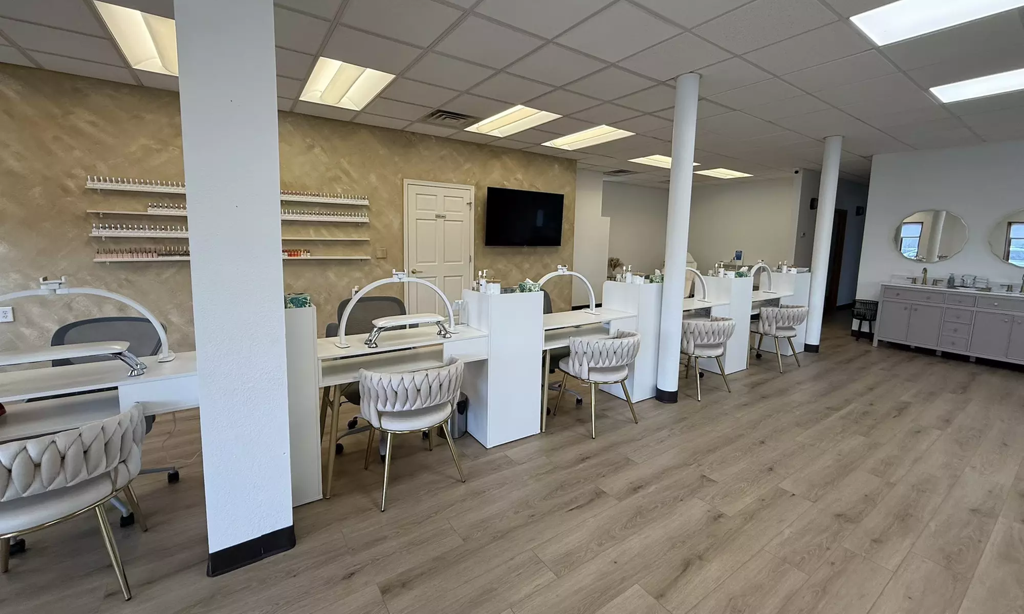 Get a Fresh Look with Gel X, Express Dry Pedicures, and more!