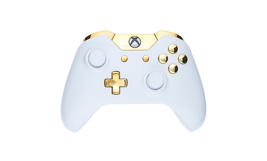 Image 2: Personalised Games Controller