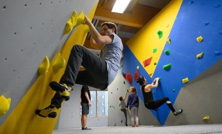 Image 1: 1 Ticket für die Boulderhalle für Erwachsene, Jugendliche oder Kinder