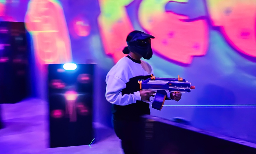 Image 1: Join the Thrilling 1v1 Player vs player battle - for 2 or 4 people