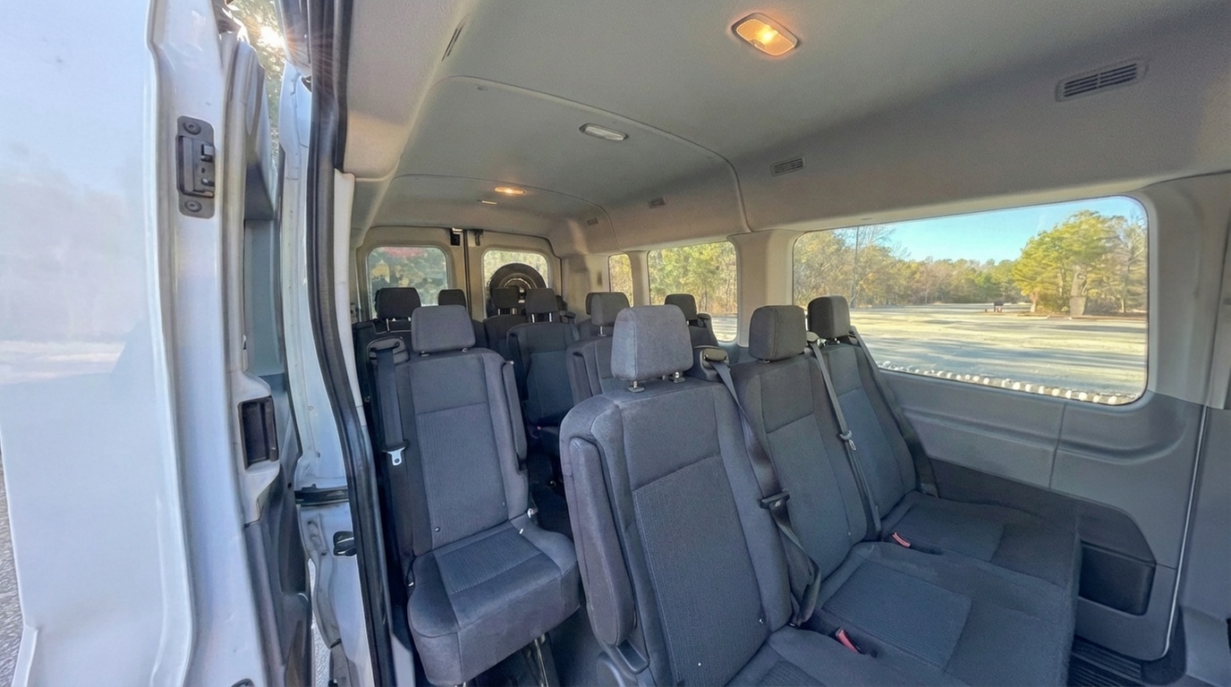 Private Group Livery Service – Boston, Providence, or Newport Areas