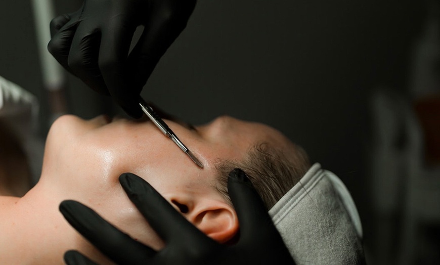 Image 3: 45-min Neck, Face, and Scalp Massage or 55-min Facial w/ Scalp & More