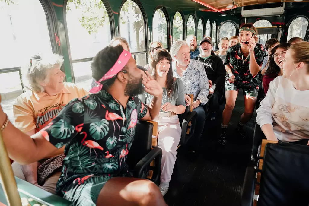 Laugh-Out-Loud "Nashville for Morons" Comedy Trolley Tour