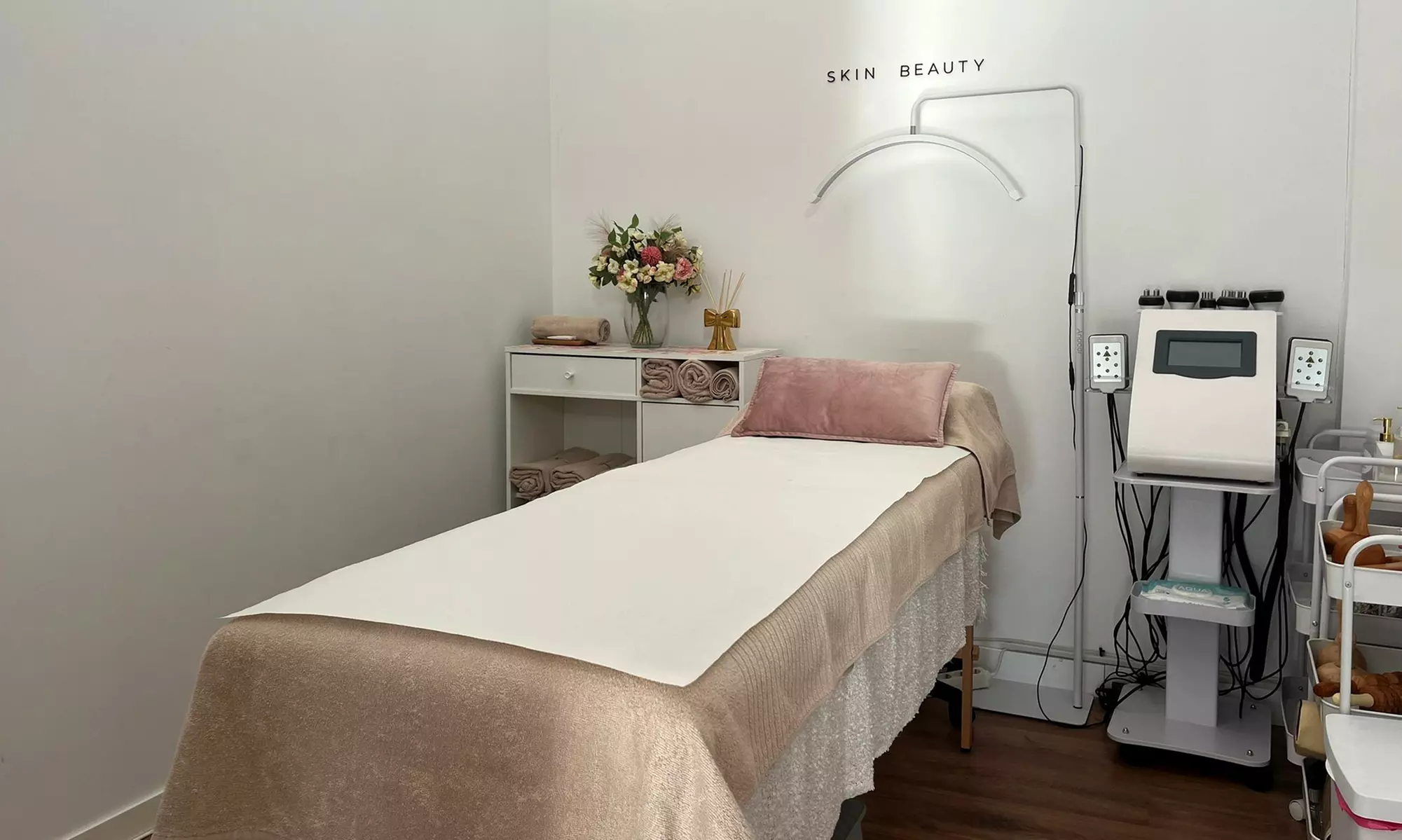 Limpieza facial profunda con opción a tratamientos adicionales para 1