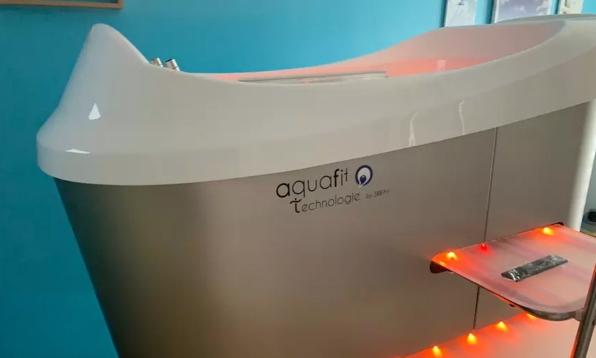 Image 2: Boostez votre forme : séance(s) d'aquabiking avec bilan à Bordeaux