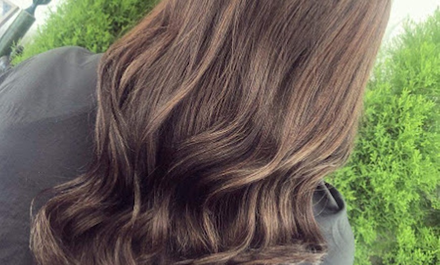 Image 3: Transform Your Look with K18 Conditioning Treatment, Haircut and More!