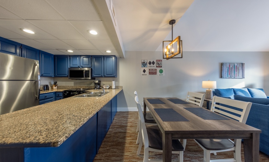 Image 8: Charming Stay at Park Plaza Resort, Ascend Hotel Collection in, UT.