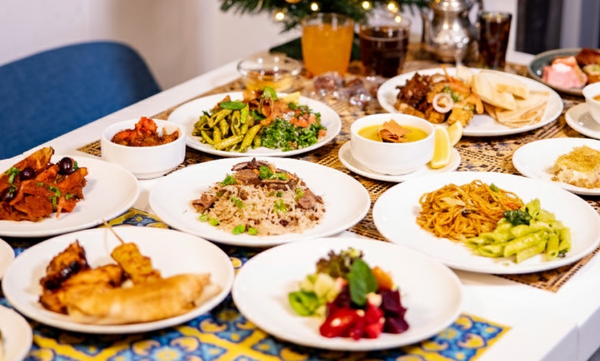 Image 3: 4* Christmas Eve Dinner with Santa Visit for a Child or Up to 4 Adults