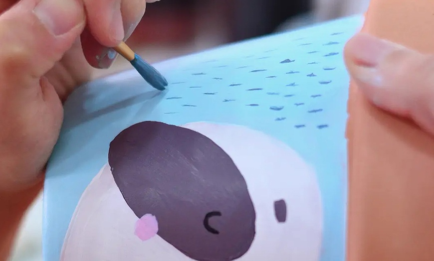 Image 2: Taller "Arte en maceta y vino" de 2 horas para 1, 2 o 4 personas