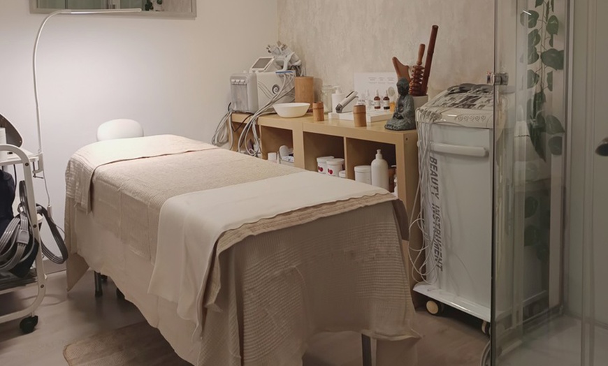 Image 3: 2 o 4 sesiones de radiofrecuencia corporal con vacumterapia 