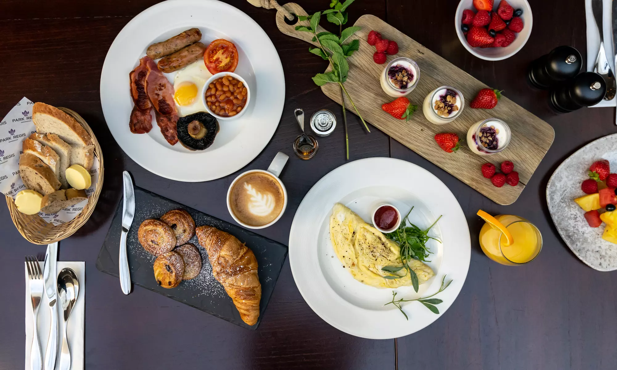 Birmingham: 4* Double Room Stay with Breakfast