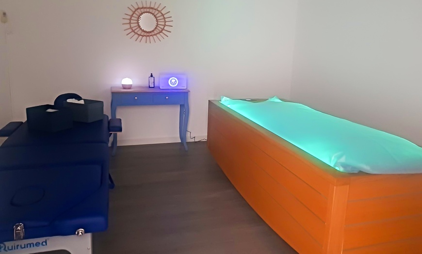 Image 7: Sesiones y bonos de haloterapia, gravedad cero y circuito detox