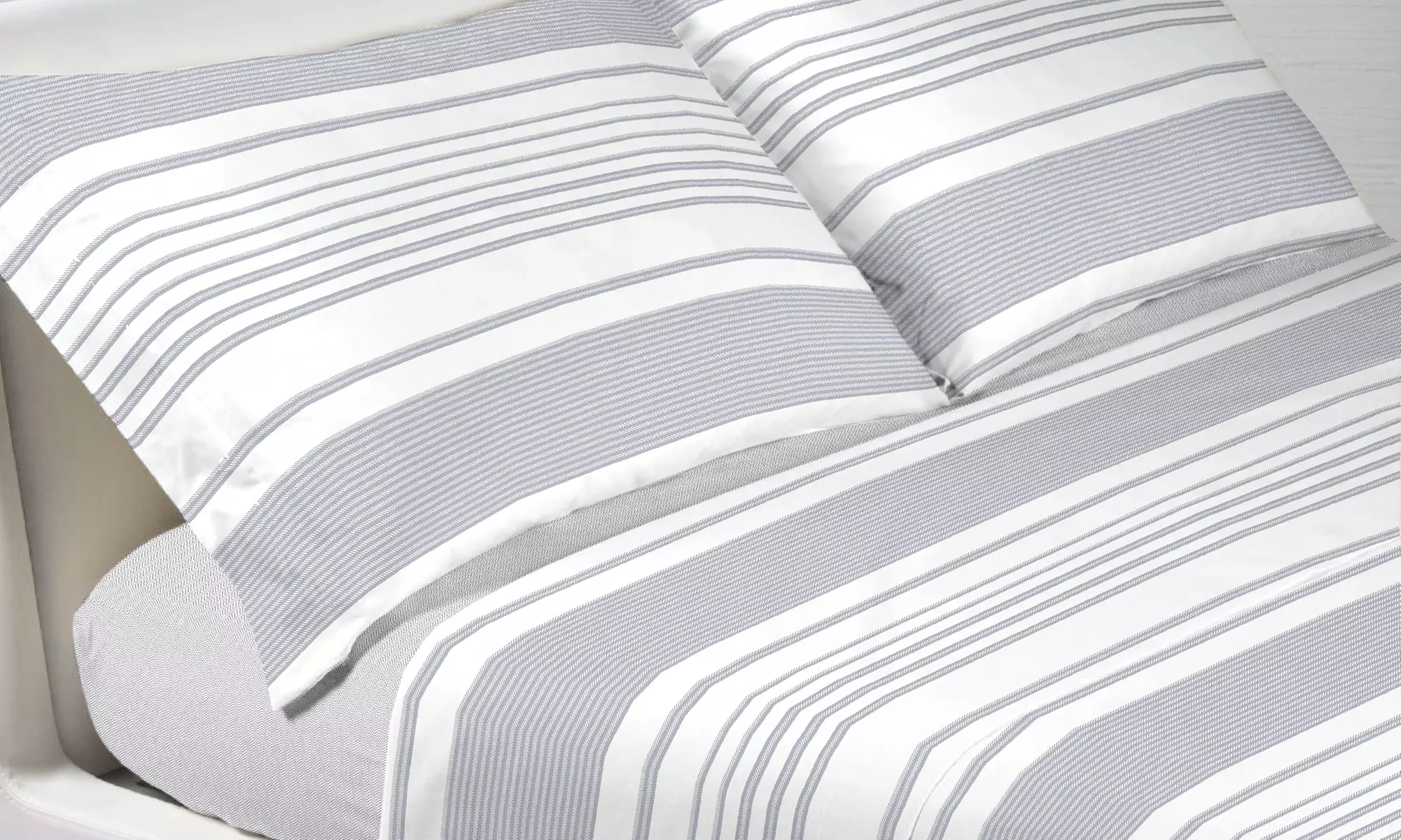 Completo lenzuola in 100% cotone fantasie rigate made in Italy