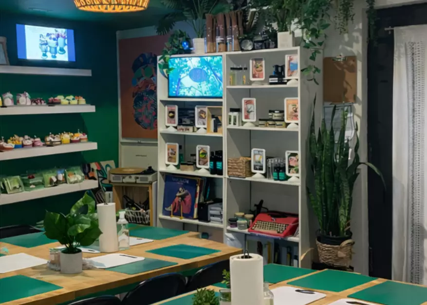 Unleash Your Creativity with Candle-making Workshops!